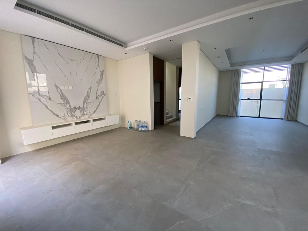 Villa 4 BHK - ALHOSHY - SHARJAH FOR SALE 